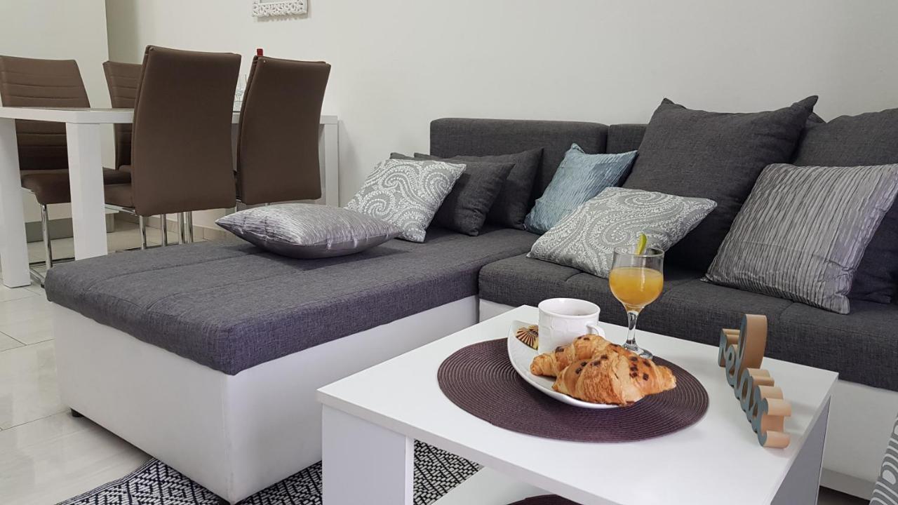 Apartman Ivan 塞尼 外观 照片
